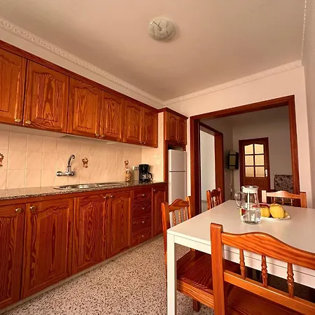 Minutes From Airport - 2 Apartment